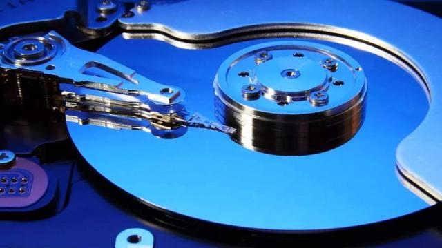 Seagate начала поставки 36-терабайтных жёстких дисков на базе HAMR