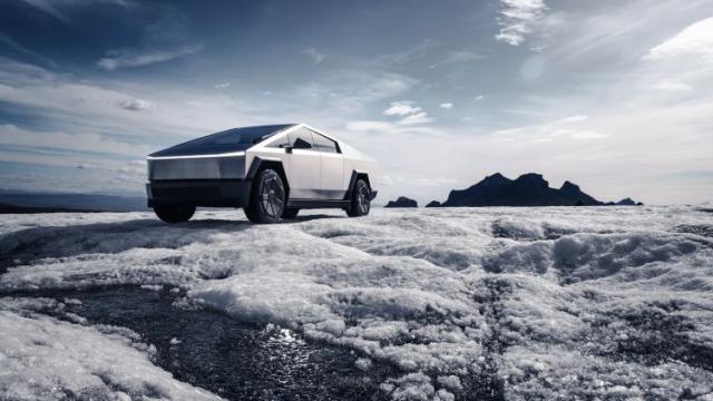 Tesla начала предлагать скидки на пикап Cybertruck