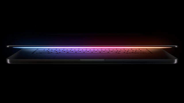 В магазины едут уцененные MacBook Pro M4. Что с ними не так?
