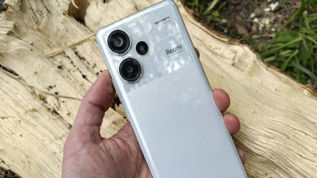 Какие смартфоны Xiaomi, Redmi и POCO получат Android 16 (список)