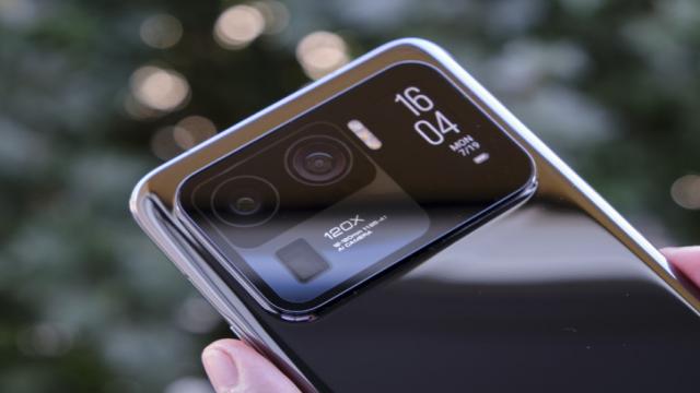 Редизайн iPhone 17 Pro заставит Xiaomi сдуть пыль с Mi 11 Ultra