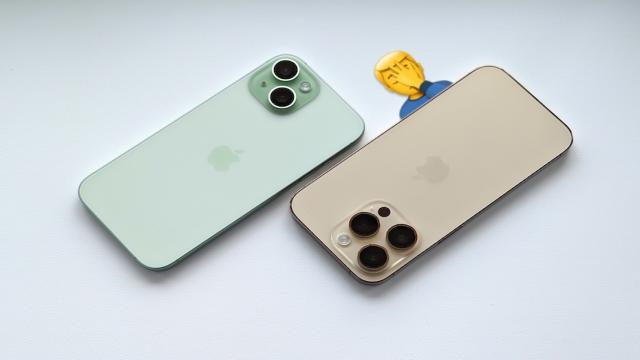 Apple, что ты сделала с экранами базовых iPhone?! Просто посмотрите на это безобразие