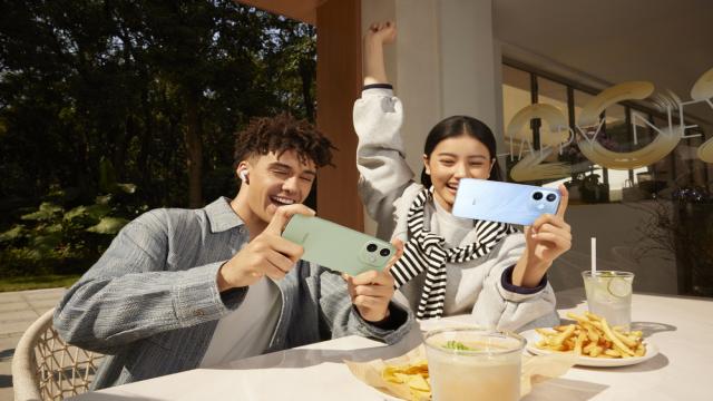 В России появился смартфон OPPO A5 Pro с тонким корпусом и экстремальным уровнем защиты