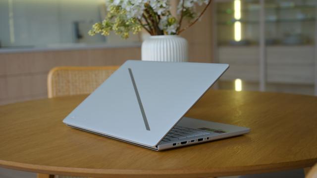 Геймерский ноутбук может выглядеть прилично! Обзор ASUS ROG Zephyrus G14 GA403U