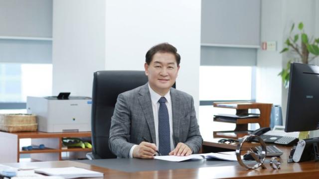 Глава мобильного бизнеса Samsung Electronics внезапно ушёл из жизни