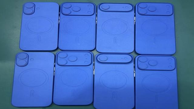 Новые болванки iPhone 17 Pro подтверждают стеклянную вставку в корпусе