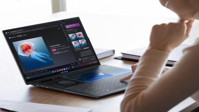 Обзор ноутбука ASUS Zenbook DUO (UX8406С)