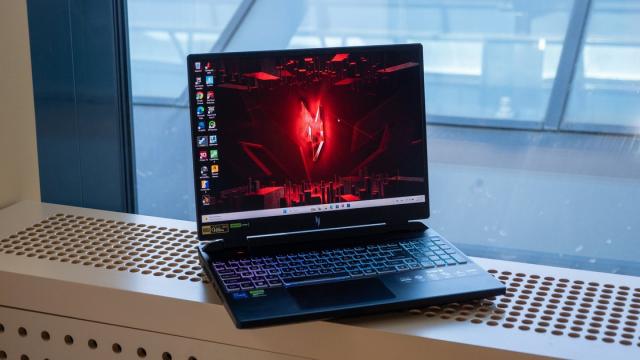 Обзор игрового ноутбука Acer Nitro 16: производительность RTX 4050 и дисплей 165 Гц