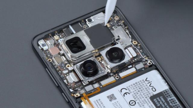 Vivo X200 Ultra уже разобрали на видео: что выяснилось?