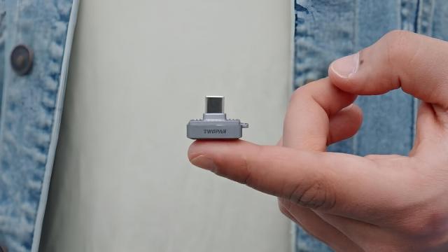 В сети засветился крохотный внешний SSD со сканером отпечатков пальцев