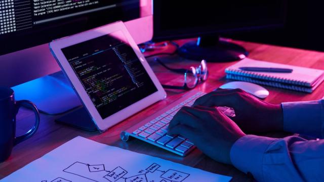 Игра на всех фронтах: кроссплатформенность как драйвер роста и инноваций в геймдеве