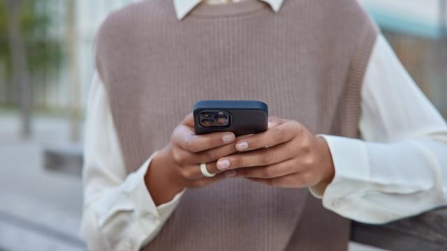 Как излучение 5G влияет на клетки кожи человека: ответ ученых