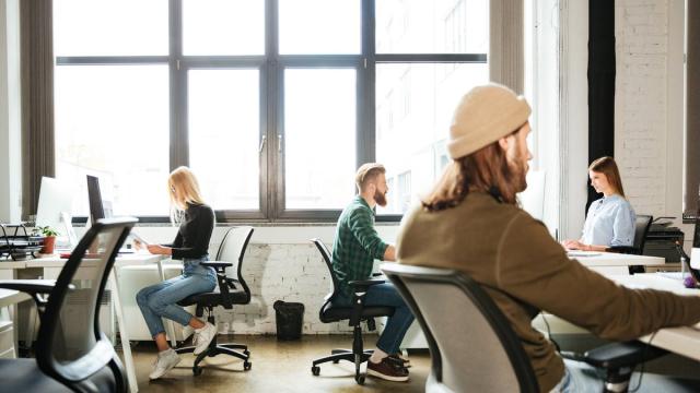Мешают ли нейросети работе: неожиданный ответ ученых