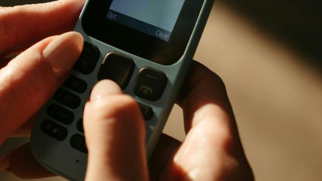 Россияне назвали самые любимые кнопочные телефоны