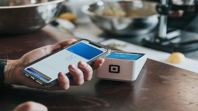В России началось тестирование отечественной замены Apple Pay — никаких QR-кодов