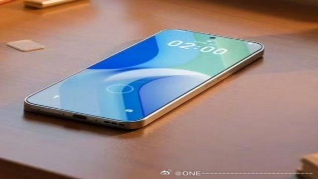 Компактный Meizu 22 замечен в базе регулятора: первый с перископом?