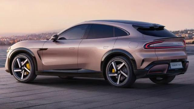 Xiaomi хочет обойти Tesla Model Y по объёмам продаж своего кроссовера YU7