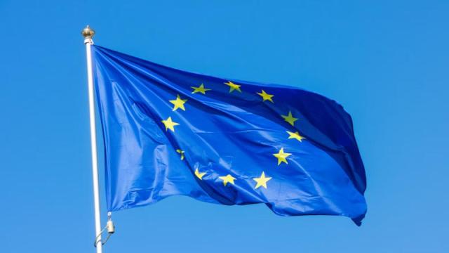 Европа начала тестировать сервис проверки возраста для доступа к контенту 18+