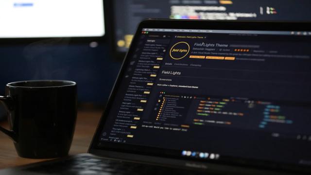 ИИ для написания кода не ускоряет работу программистов, а замедляет, показало исследование