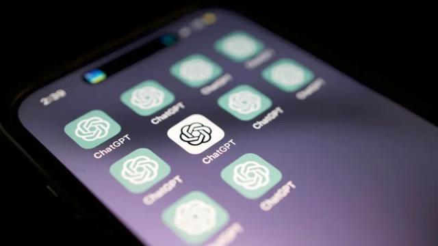 ИИ-приложения захватили смартфоны и удвоили выручку — ChatGPT уже дышит в затылок Google