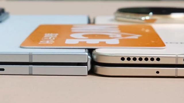Кринж дня: Samsung Galaxy Z Fold7 на самом деле тоньше Honor Magic V5
