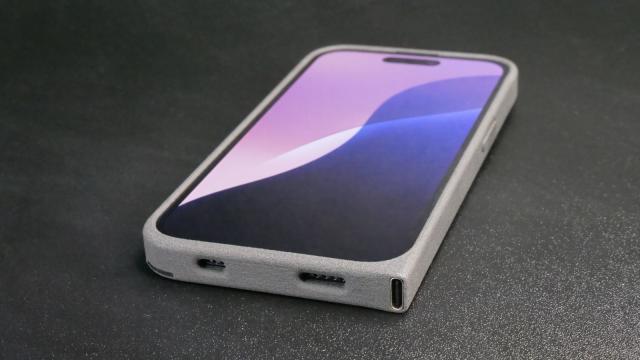 Этот чехол превратит ваш старый iPhone в «новый». Страшно, но практично