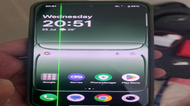 OnePlus отказалась менять свежепроданный OnePlus 13s с браком экрана