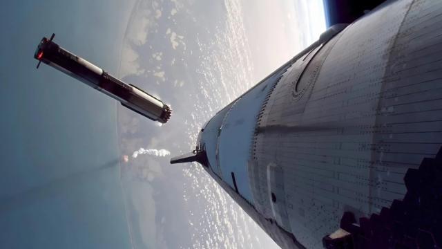 SpaceX разрешили сбрасывать части ракет около священного острова на Гавайях
