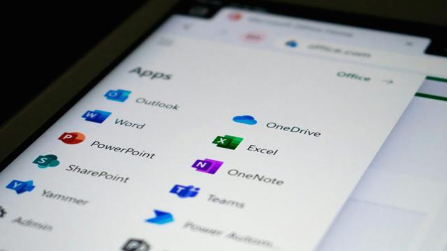 Автосохранение в Microsoft Word теперь включено по умолчанию — но копии сохраняются не на ПК