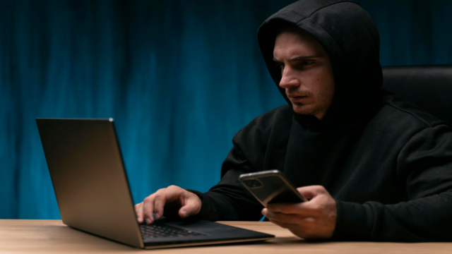 Власти готовят 20 новых инициатив против интернет-мошенников