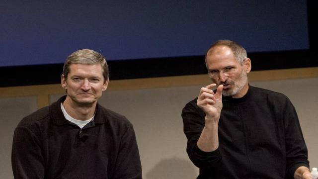 Вот и всё: Тим Кук занимает пост главы Apple дольше, чем Стив Джобс