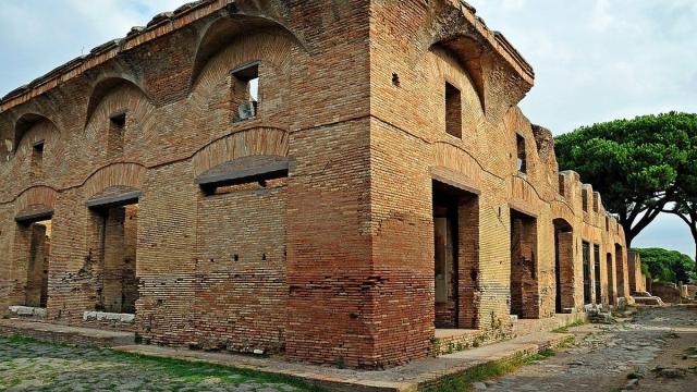 Как «квартирный вопрос» портил древних греков и римлян: ответ из истории