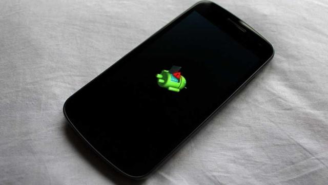 Тотальный контроль: Google запретит установку apk на Android
