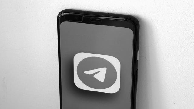 Через Telegram и WhatsApp запретят звонить в России, — Собчак