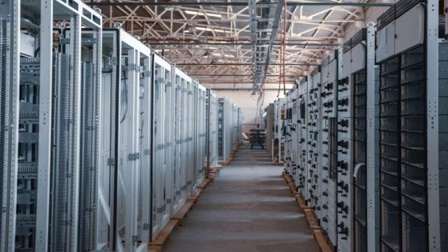 OpenAI готова зарабатывать на создании ЦОД для клиентов
