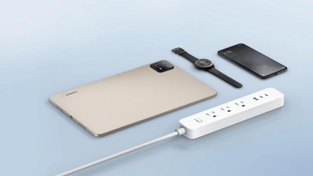 Xiaomi выпустила самый полезный гаджет для каждого — удлинитель на 3 розетки с портами USB-C. Стоит копейки