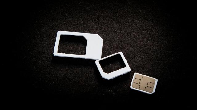 В России ограничат работу российских SIM-карт в роуминге