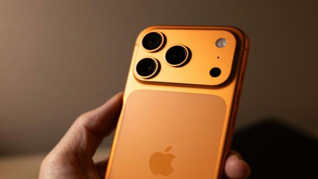 Владельцы iPhone 17 и iPhone Air собрались вместе, чтобы рассказать правду о своих ощущениях от новинок