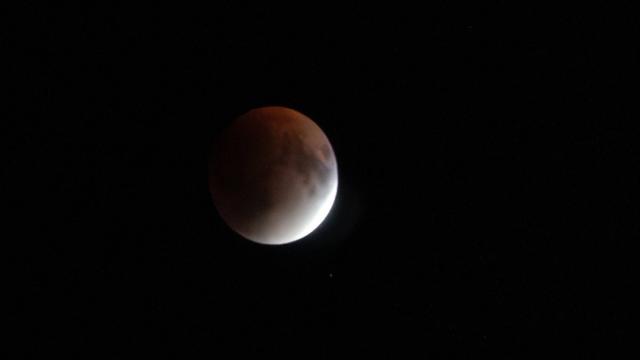 Первый в России спецрейс Astro Night: как прошла воздушная экспедиция к «Кровавой Луне»