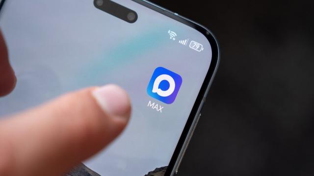 Песков намерен пользоваться Max