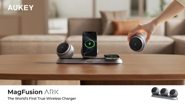 Представлена Aukey MagFusion Ark — модульная зарядка со сферами для iPhone