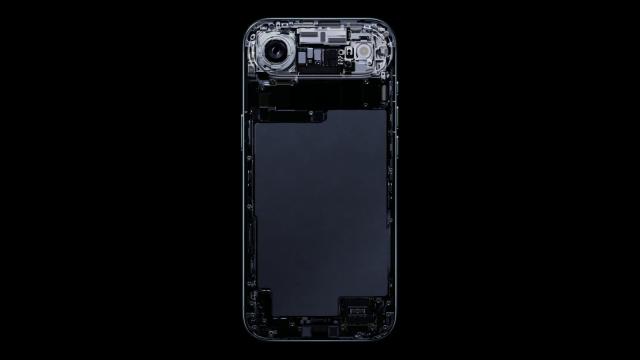 Проще новый купить: названы официальные цены на ремонт iPhone Air