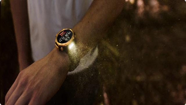 Смесь Garmin и G-Shock? Представлены смарт-часы Amazfit T-Rex 3 Pro с титановым корпусом и фонариком