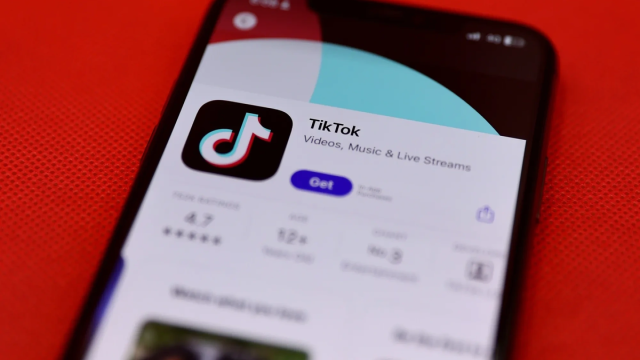 Трамп решил судьбу TikTok в США: компания переходит к американским инвесторам