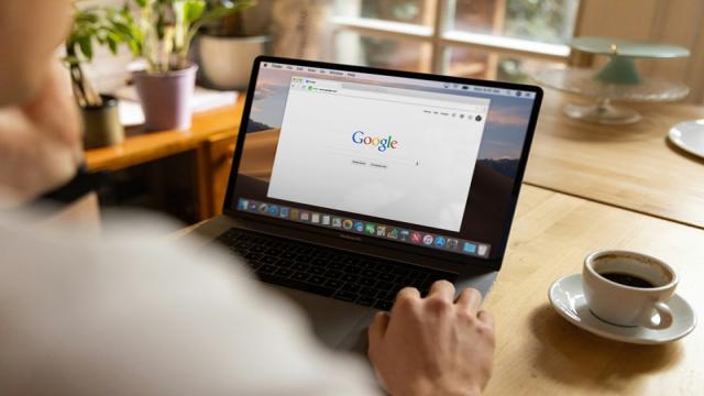 Google начнёт жёстче фильтровать интимные фото в поиске