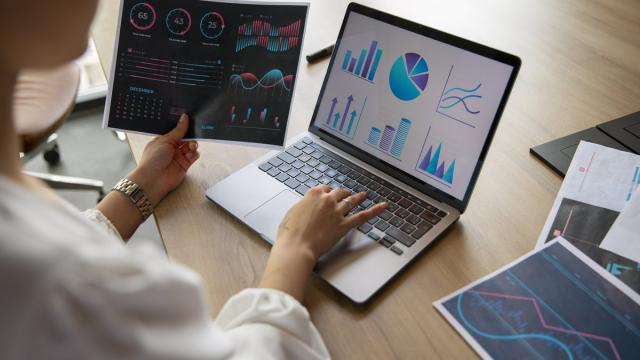 Больше 50% компаний используют инструменты управления данными: исследование VK CXhub