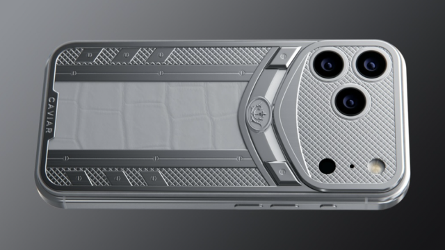 В России вернули последним айфонам титановые корпуса