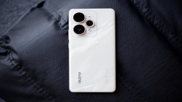 Смартфон realme 15 Pro можно получить бесплатно. Достаточно сделать пару простых действий и немного подождать