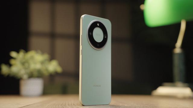 Honor X9d: неубиваемый смартфон с батарей 8300 мАч и сервисами Google