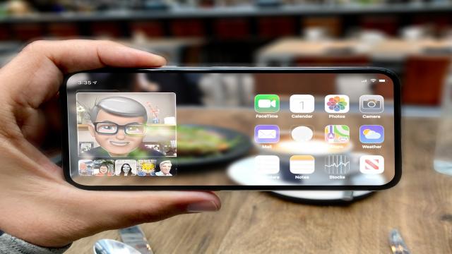 Apple придумала, куда спрятать камеру в iPhone XX